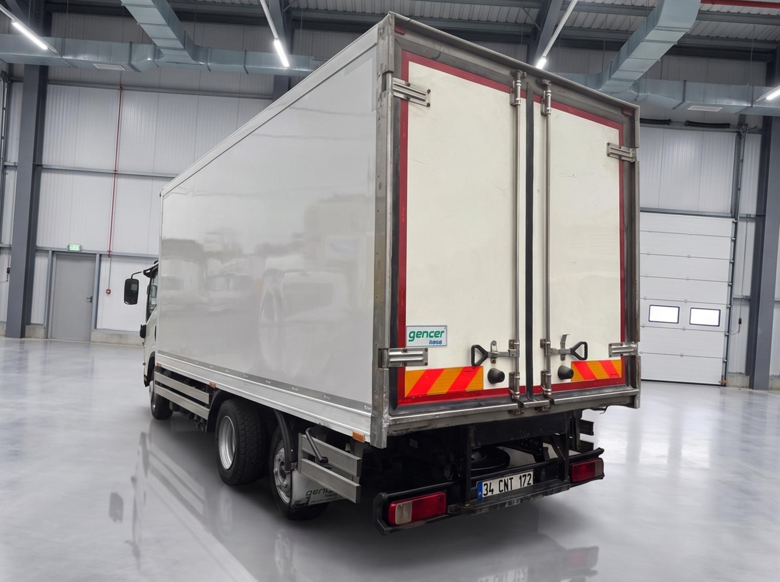 Satılık 2020 ISUZU NPR 3D 10 TEKER 12 PALET FRIGORIFIK KASA - Görsel 7 - Yaşar Otomotiv